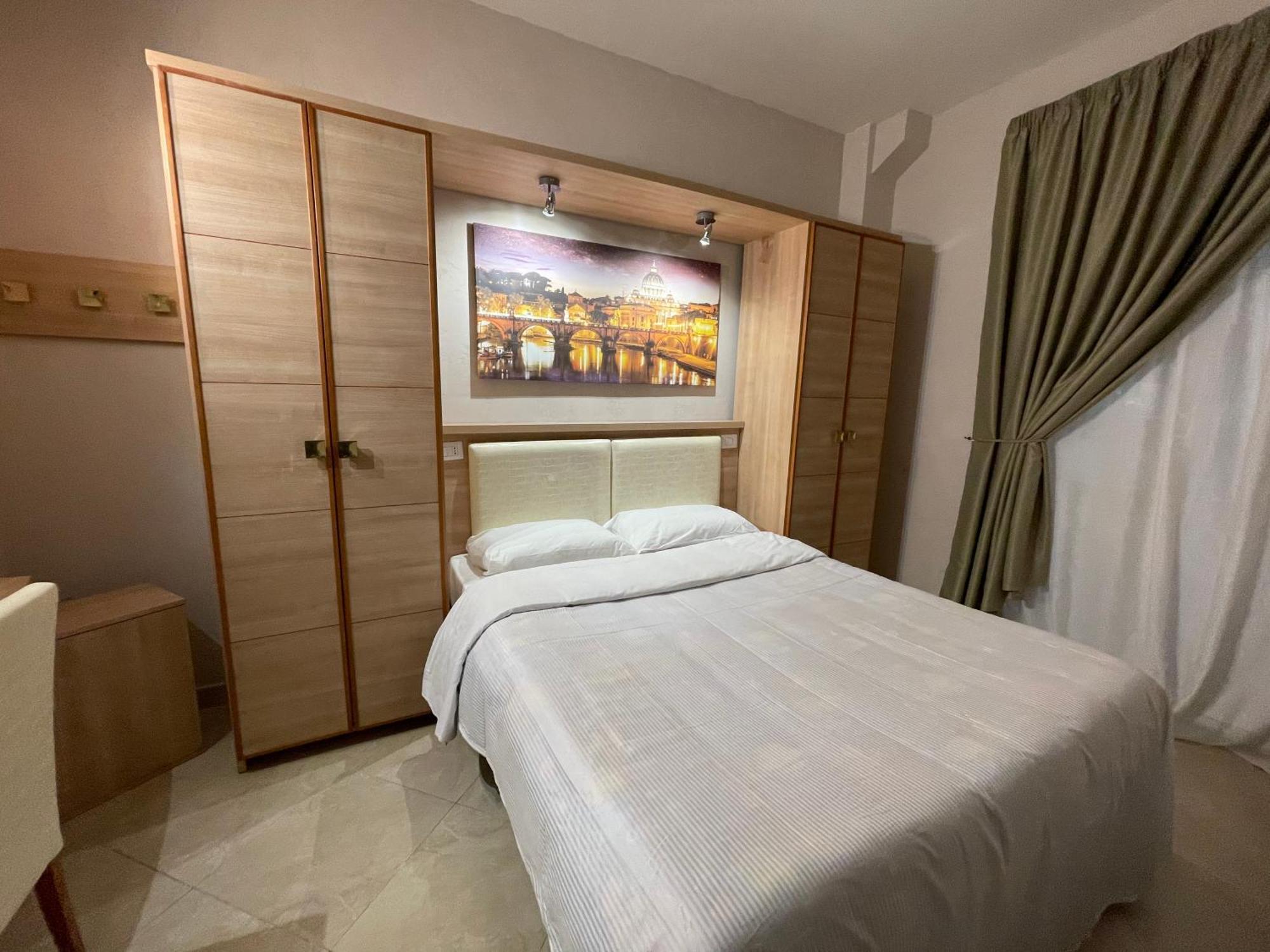 Spqr Bed and breakfast